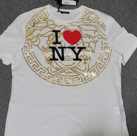 Flash Sale⚡️ Host pick🌟VERSACE I Love NY T-Shirt, Optical White - Picture 4 of 7